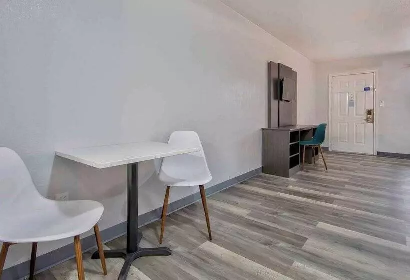 ホテル Studio 6 Texarkana Tx