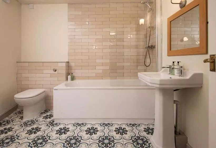 ホテル The Angel Inn   The Inn Collection Group