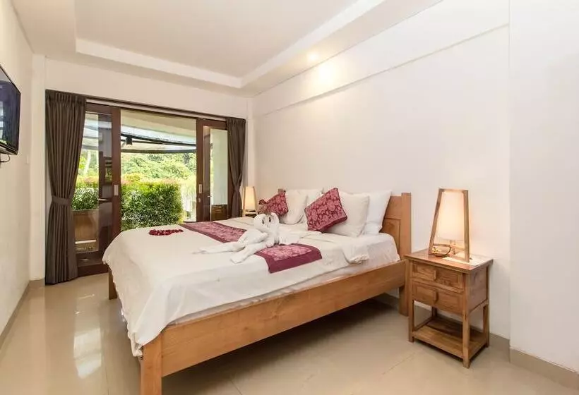 Hotelli Tirta Arum