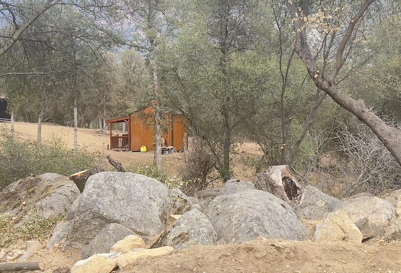 Off Grid 1 Bed Cabin In Yokuts Valley