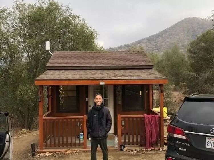 Off Grid 1 Bed Cabin In Yokuts Valley