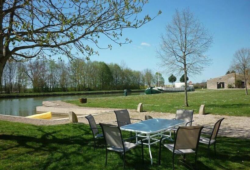 بنسيون La Maison Du Canal