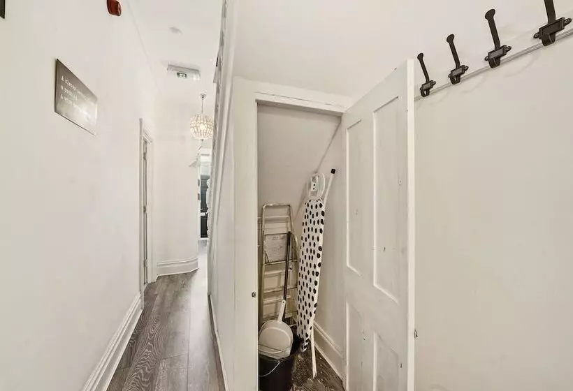 レジデンス Modern 4br Victorian Home Near Luton Airport