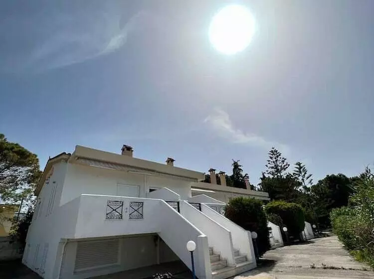 レジデンス Alepochori Seaside Village