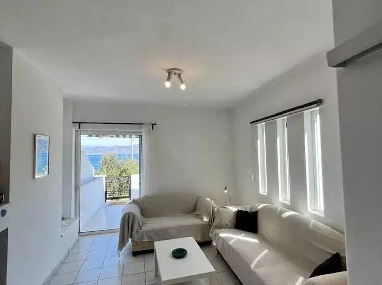 レジデンス Alepochori Seaside Village