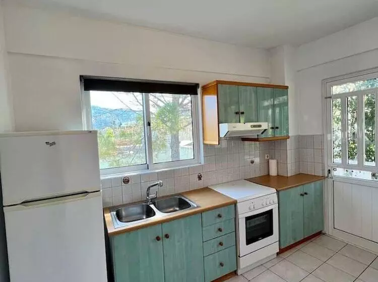 レジデンス Alepochori Seaside Village