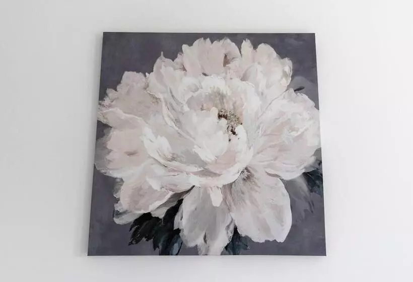 Residenssi Beautiful 4 Bed House 15 Mins To Cardiff & Newport