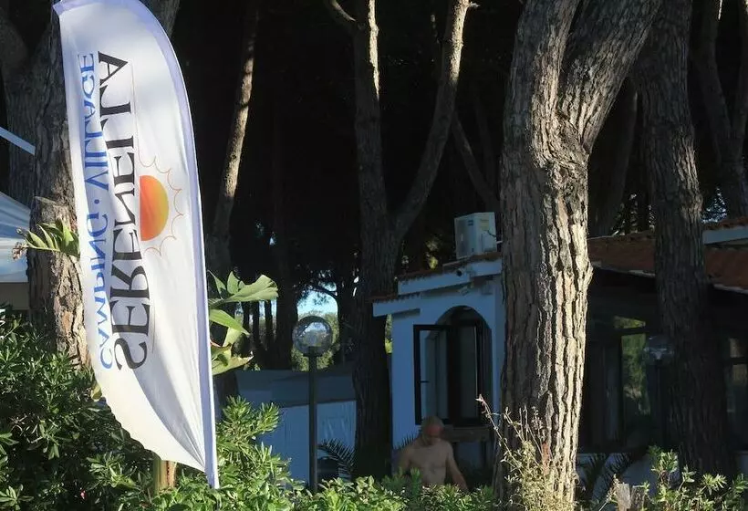 اقامتگاه Camping Village Serenella