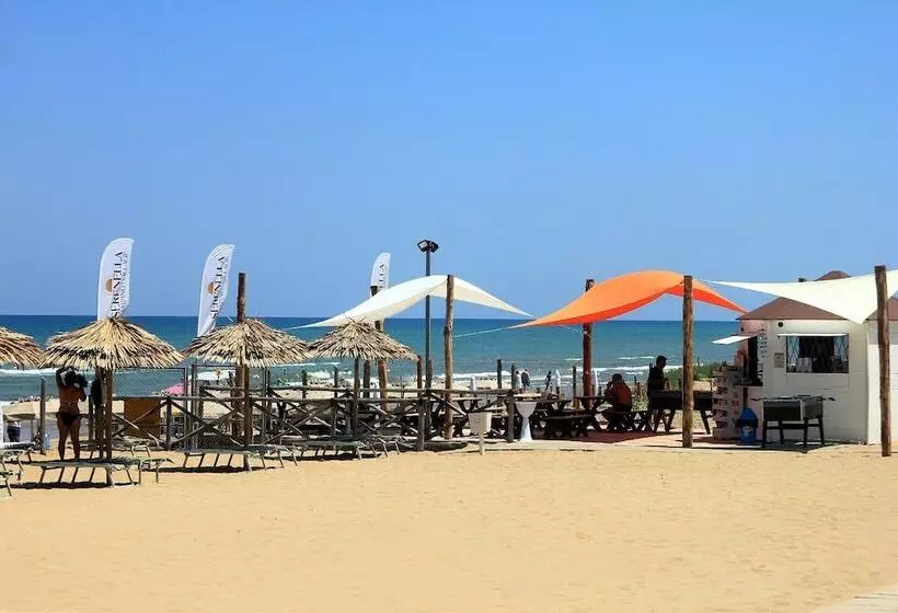 اقامتگاه Camping Village Serenella