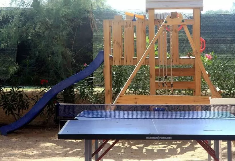 اقامتگاه Camping Village Serenella