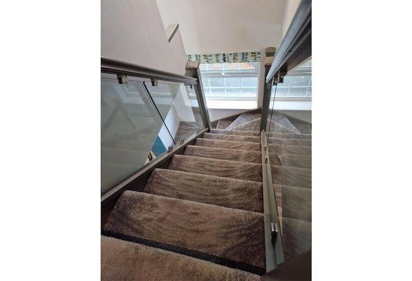 レジデンス Cottage With Stunning Views And Hot Tub