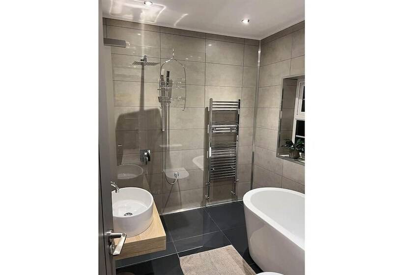 レジデンス Cottage With Stunning Views And Hot Tub