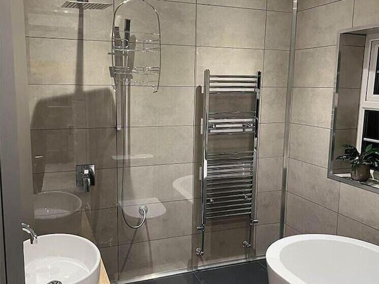 レジデンス Cottage With Stunning Views And Hot Tub