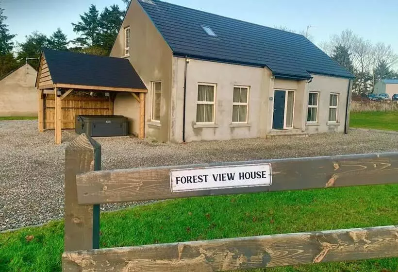 Residenssi Forest View House   Private Hot Tub