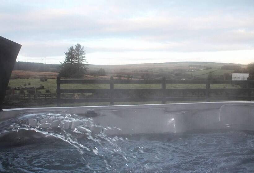 إقامة Forest View House   Private Hot Tub