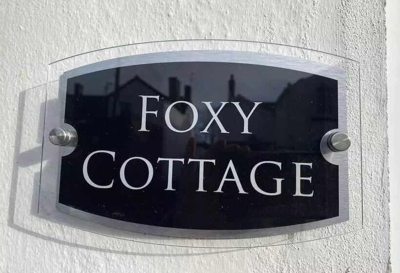 Residenssi Foxy Cottage Near Westward Ho!