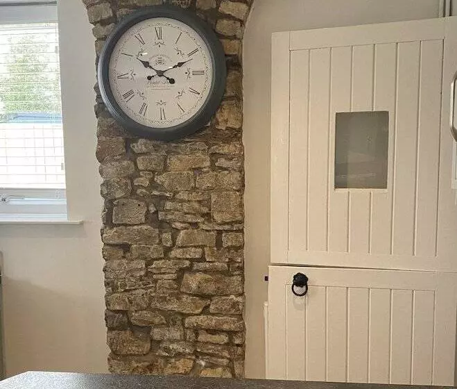 Residenssi Foxy Cottage Near Westward Ho!