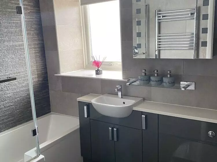 Residenssi Foxy Cottage Near Westward Ho!