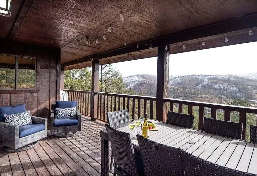 Timberline Hideaway