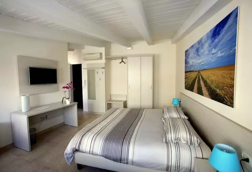 Aamiaismajoitus (B&B) Casa Rubis