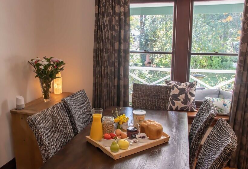 צימר Serenity House Pemberton