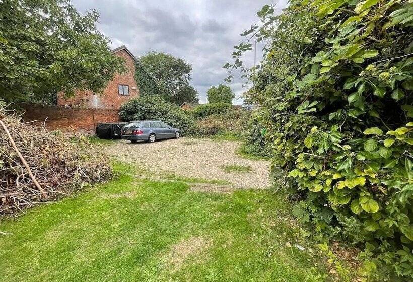 민박 Swollows House