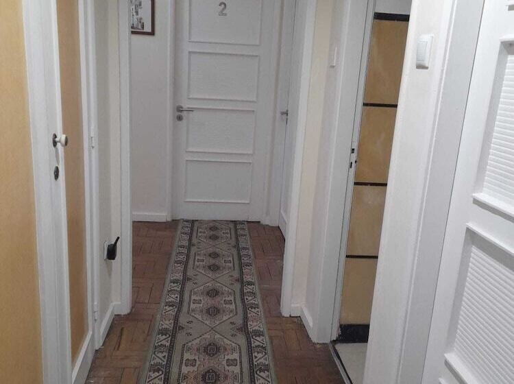 Braga Centro Direito   Hostel