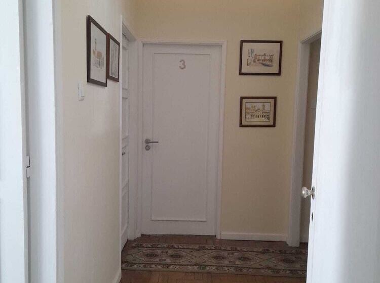 Braga Centro Direito   Hostel