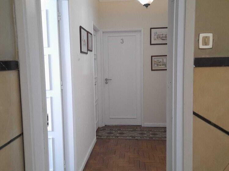 Braga Centro Direito   Hostel