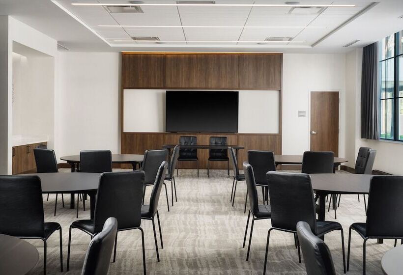 Ac Hotel By Marriott Dayton