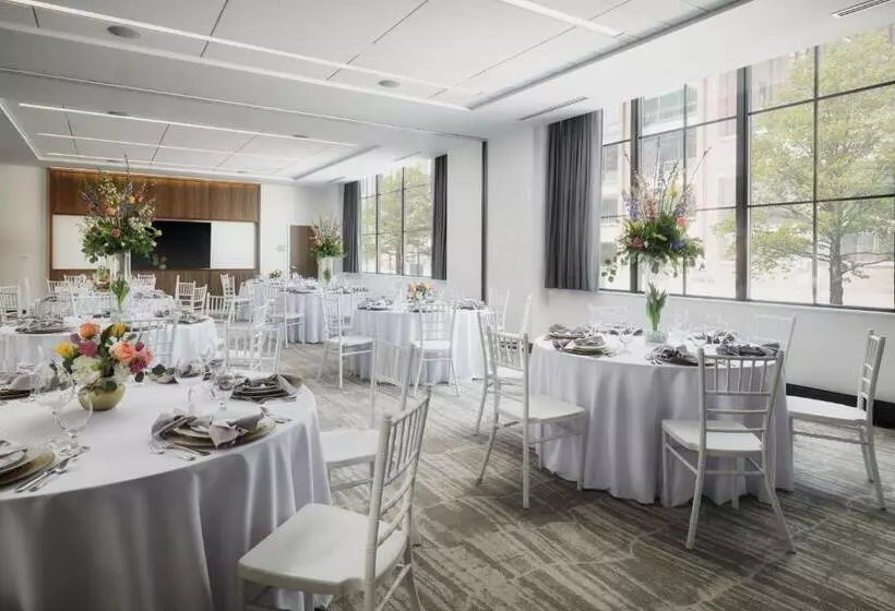 Ac Hotel By Marriott Dayton