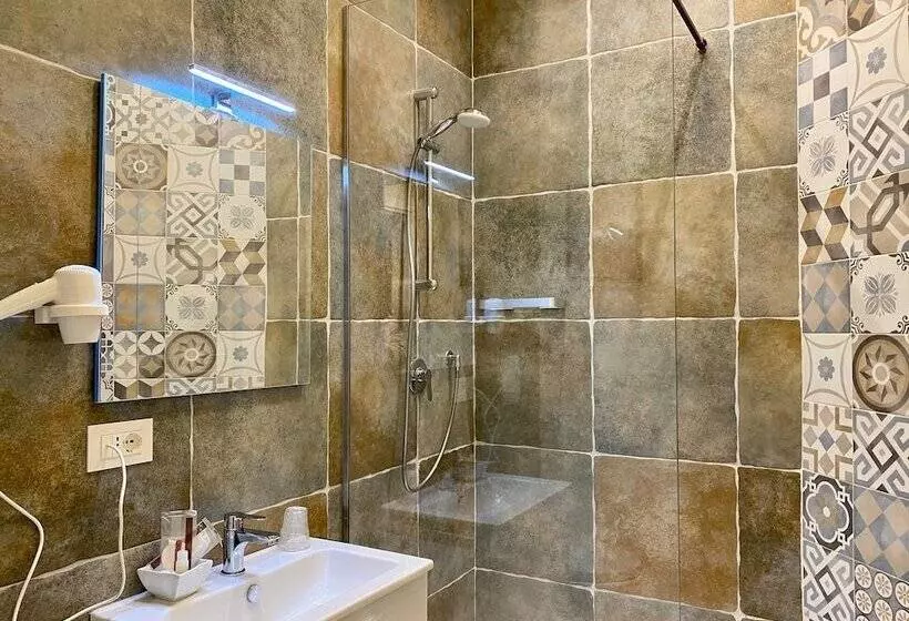 Hotelli Alloggi Be Deluxe