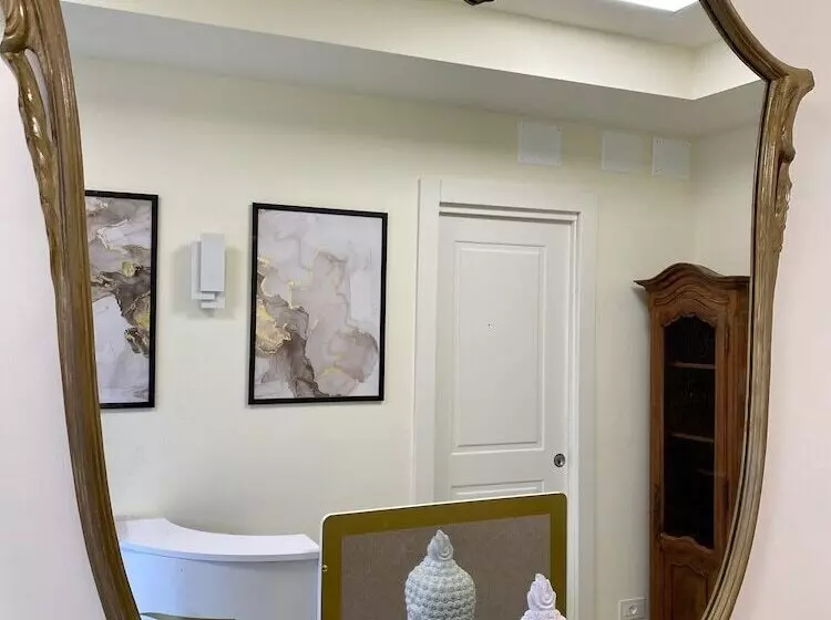 Hotelli Alloggi Be Deluxe