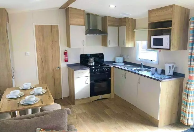 ホテル The Chase Holiday Park