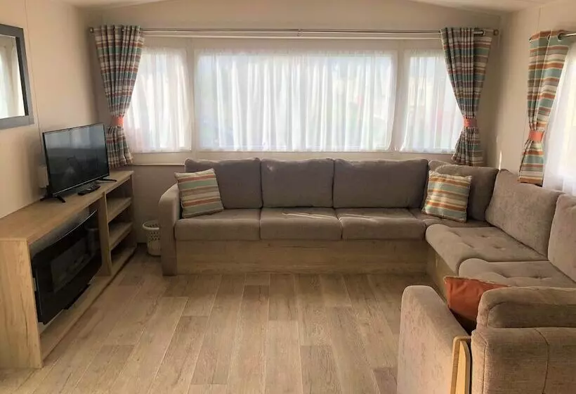 ホテル The Chase Holiday Park