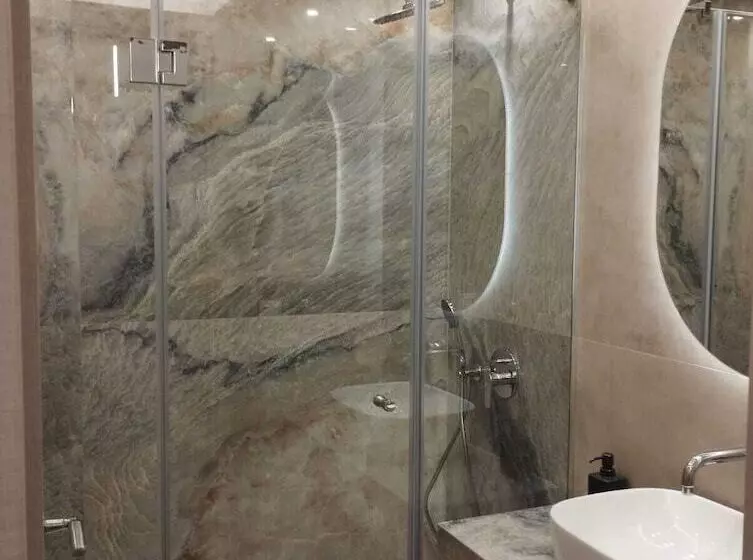 Majatalo Alikon Adult Only