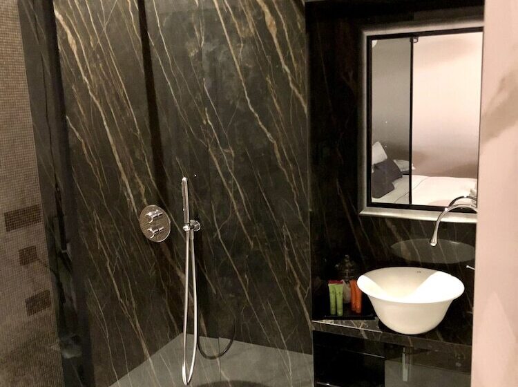 פנסיון La Vita E Bella Vi