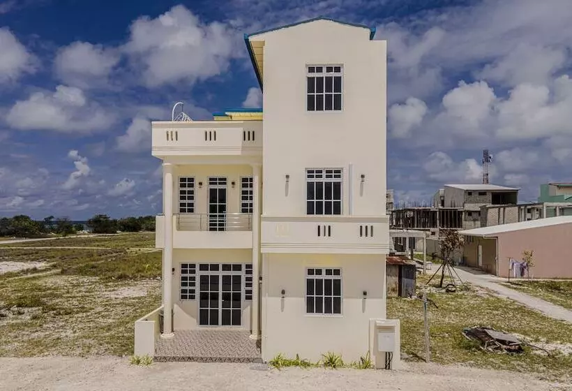 پانسیون One The Island