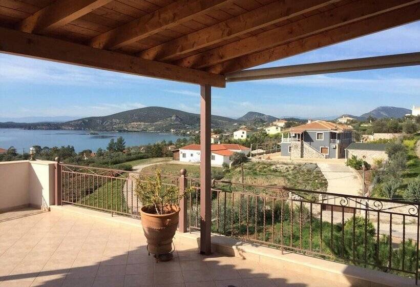 דירת נופש Immaculate 3 Bed House In Ermioni