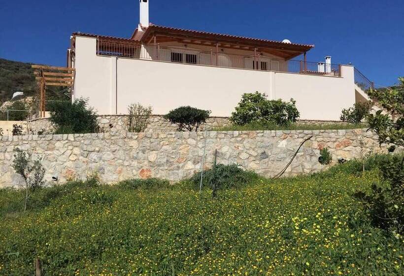 דירת נופש Immaculate 3 Bed House In Ermioni