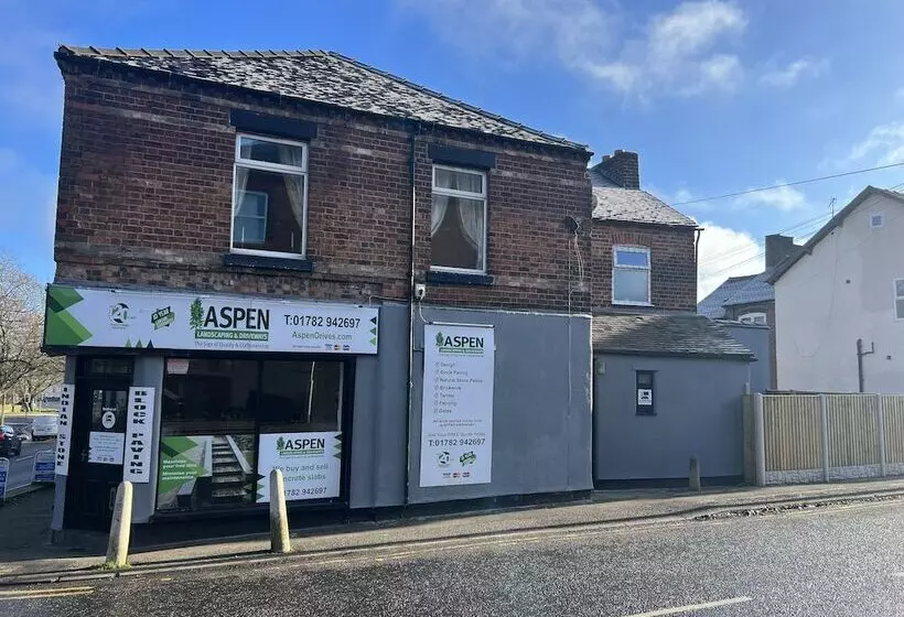 レジデンス Luxury 2 Bed Apartment Great Location