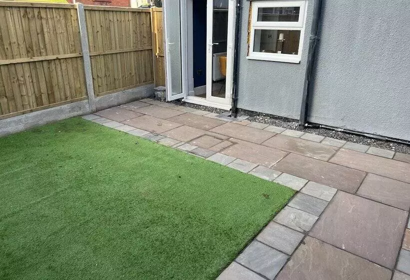 レジデンス Luxury 2 Bed Apartment Great Location