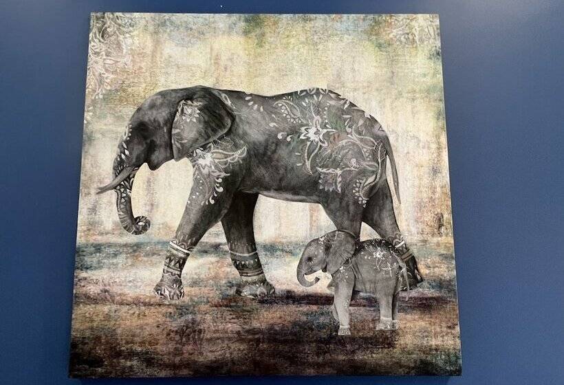 Резиденция Luxury 2 Bed Apartment Great Location