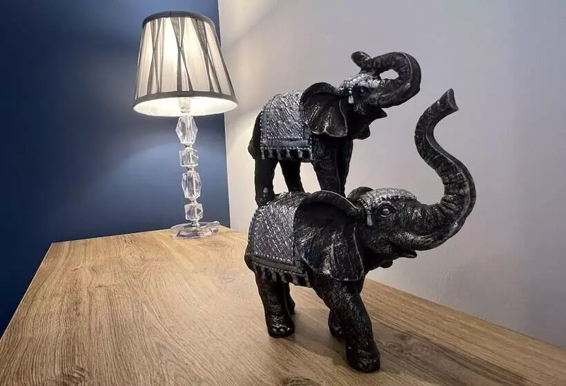 レジデンス Luxury 2 Bed Apartment Great Location