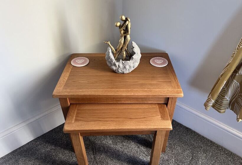 Резиденция Luxury 2 Bed Apartment Great Location