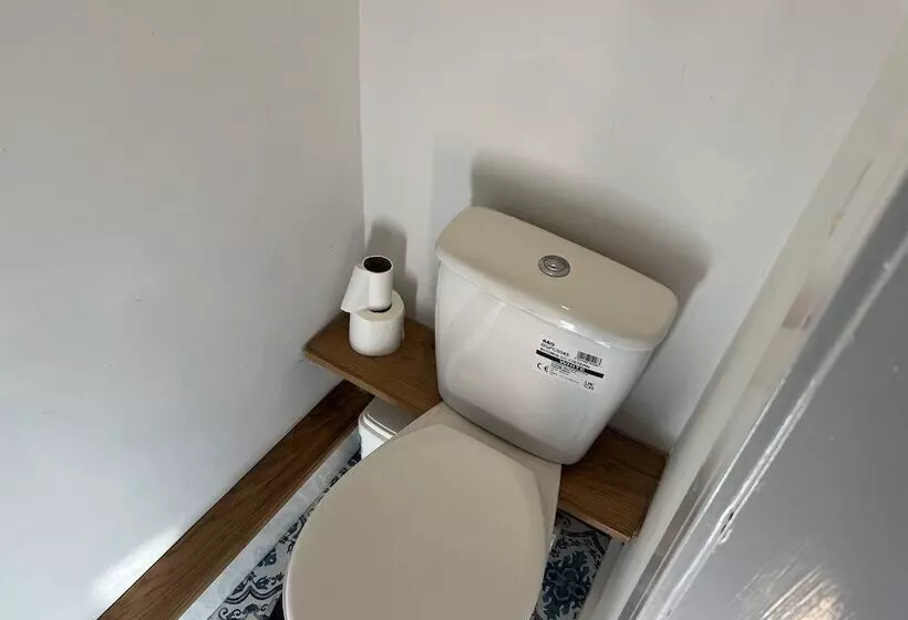 レジデンス Luxury 2 Bed Apartment Great Location