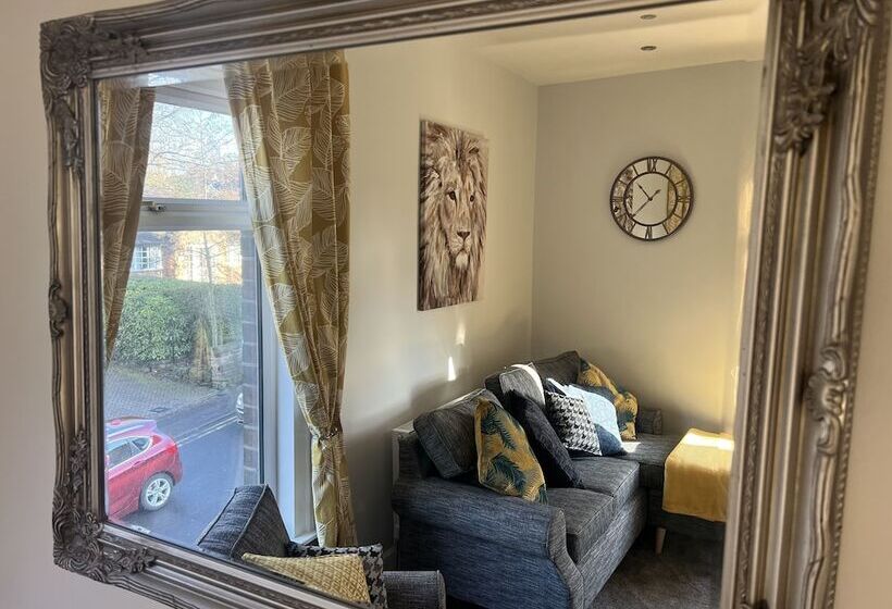 Резиденция Luxury 2 Bed Apartment Great Location