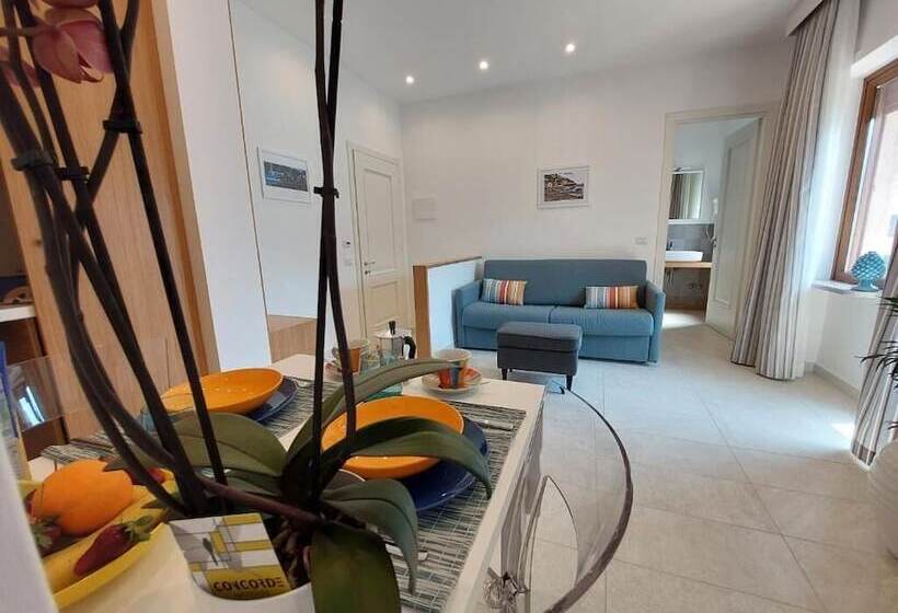 레지던스 Mistral Luxury Suites