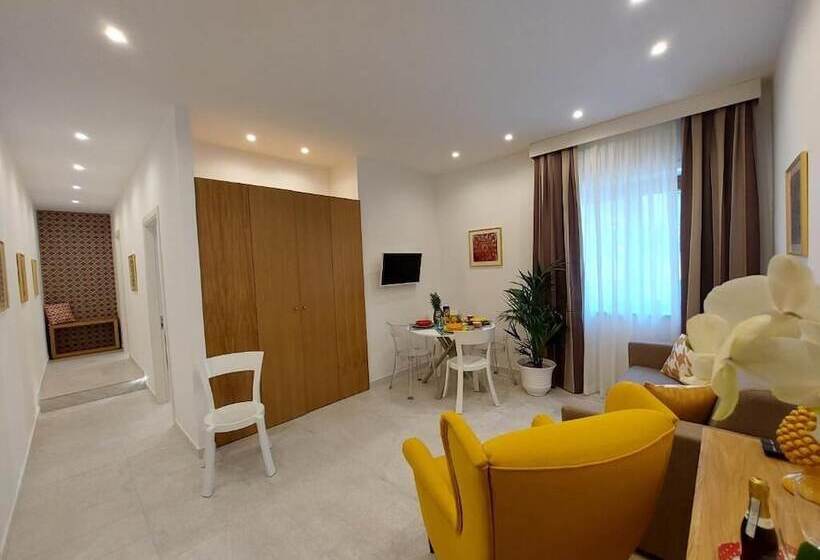 레지던스 Mistral Luxury Suites