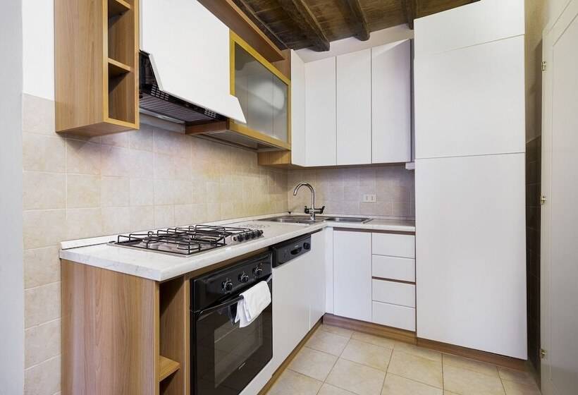 The Balcony Suite  Piazza Del Campo View